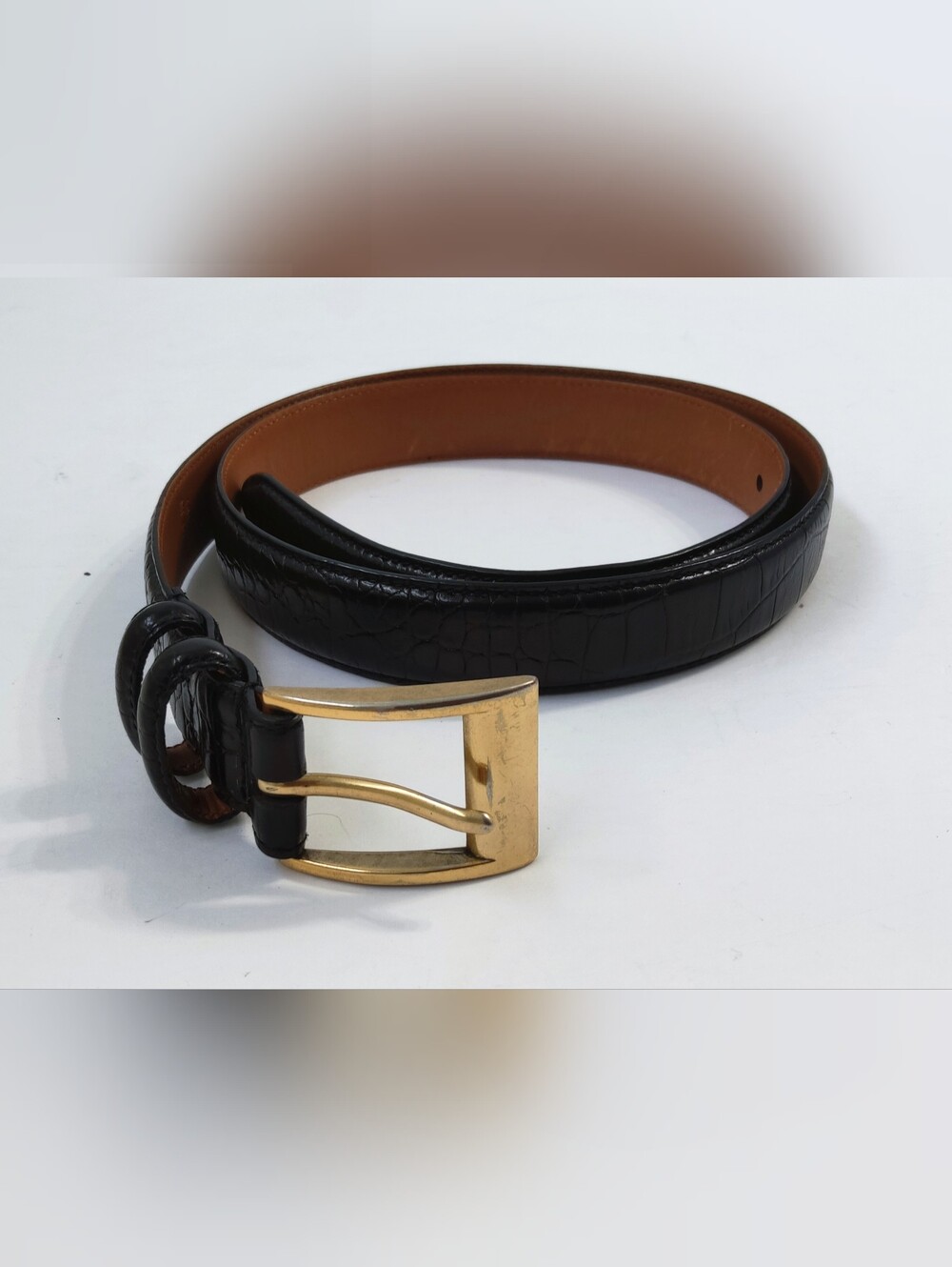 Ralph Lauren Classic Black Leather  Belt with Gold Buckle. Size M. Pre-owned.